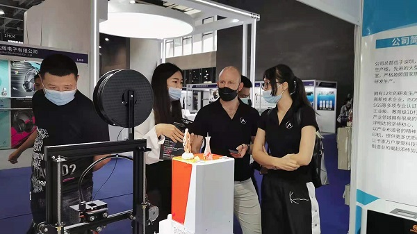 展會現(xiàn)場|洋明達3D打印機精彩亮相廣州電子展，助力中國智造業(yè)(圖4)
